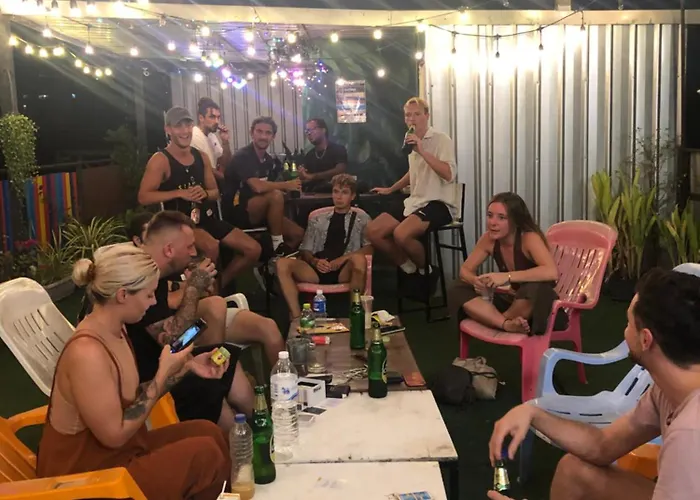Hostal Revolution Asoke